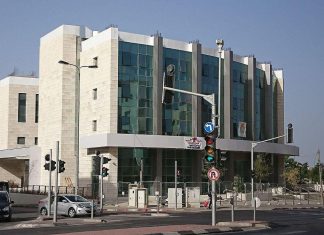 دبلوماسي سوداني يوضح لتلفزيون إسرائيلي سبب غياب الخرطوم عن مراسم ذكرى “اتفاقات أبراهام” دبلوماسي سوداني يوضح لتلفزيون إسرائيلي سبب غياب الخرطوم عن مراسم ذكرى “اتفاقات أبراهام”