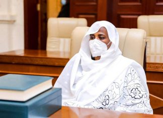 الحكومة تطالب بتخفيض حدة التصعيد و تؤجل إرسال وفد إلى بورتسودان الحكومة تطالب بتخفيض حدة التصعيد و تؤجل إرسال وفد إلى بورتسودان