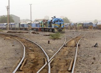 النقل تعتزم شراء آليات جديدة للسكة حديد بـ 50 مليون يورو النقل تعتزم شراء آليات جديدة للسكة حديد بـ 50 مليون يورو