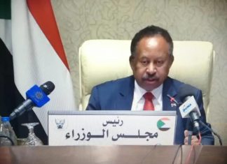 حمدوك يعين موسي علي عطرون تاور معتمداً لشئون اللاجئين حمدوك يعين موسي علي عطرون تاور معتمداً لشئون اللاجئين