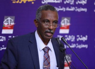 وجدي صالح: لا وصاية ولا مساومة بحق الشعب والردة مستحيلة وجدي صالح: لا وصاية ولا مساومة بحق الشعب والردة مستحيلة