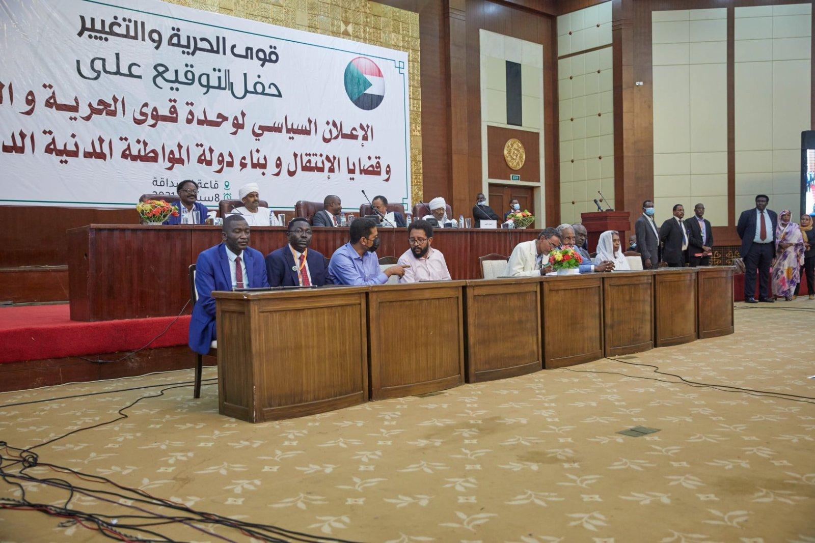 “التغيير”: لا نتلقى مرتبات أو مخصصات والقادة “يكابدون عيشهم”
