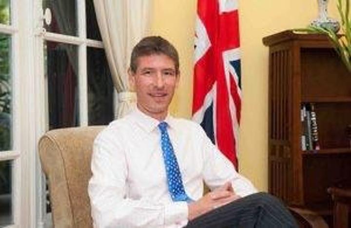 السفير البريطاني الجديد في الخرطوم “جايلز ليفر” يباشر أعماله