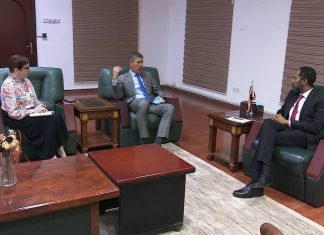 وزير شؤون مجلس الوزراء والسفير البريطاني يبحثان تطوير العلاقات بين البلدين وزير شؤون مجلس الوزراء والسفير البريطاني يبحثان تطوير العلاقات بين البلدين