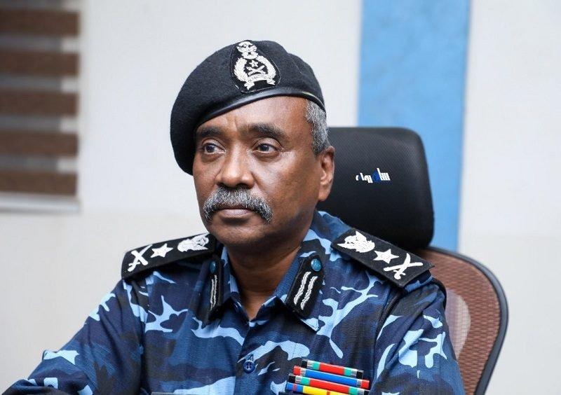 وزير الداخلية يلتقى وزيرة الخارجية بشأن الوثائق الثبويتة للسودانيين بالخارج