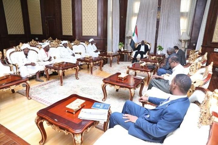 تاور يؤكد حرصه على إنجاح مؤتمر صلح قبائل جنوب كردفان