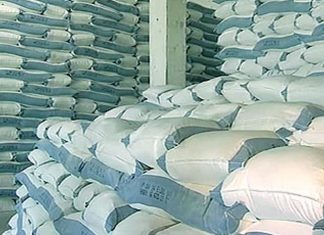 بدء دخول 67 ألف طناً من دقيق الخبز إلى الخرطوم من مصر بدء دخول 67 ألف طناً من دقيق الخبز إلى الخرطوم من مصر