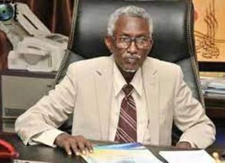 شنقراي يخاطب مداولات المؤتمر الاقتصادي الأول ببورتسودان شنقراي يخاطب مداولات المؤتمر الاقتصادي الأول ببورتسودان