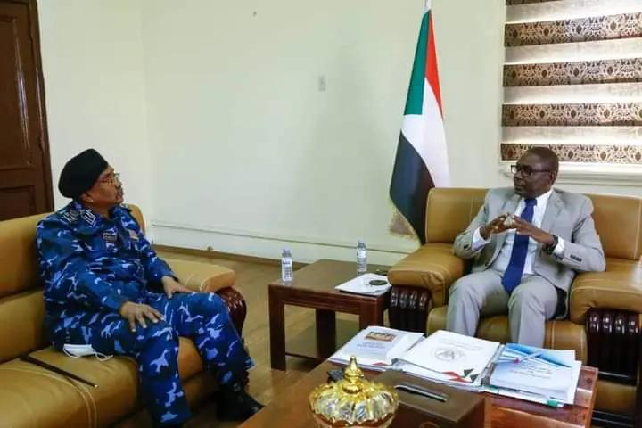 ترتيبات حكومية لتأمين وحماية مواكب 21 أكتوبر ترتيبات حكومية لتأمين وحماية مواكب 21 أكتوبر