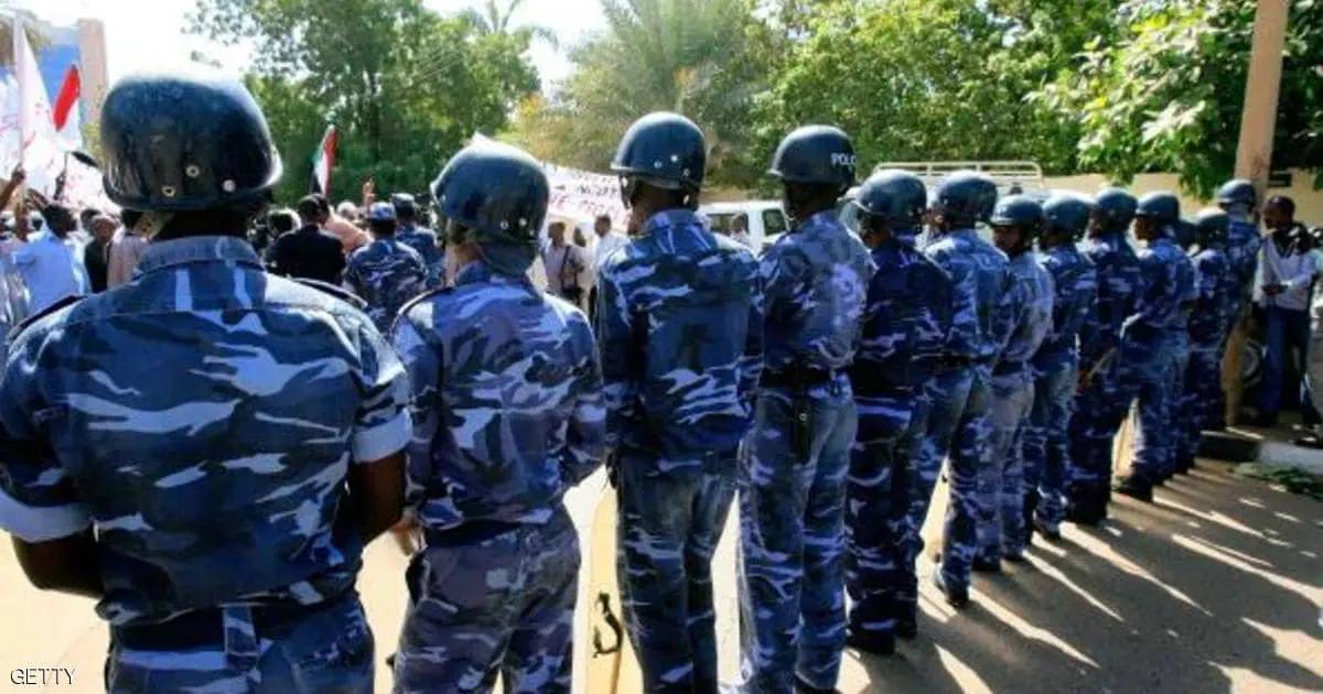 الشرطة تكشف عن إصابة شرطيين بطلق ناري