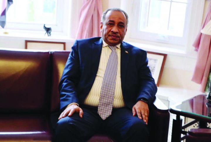 سفير السودان بكندا يعلن رفضه الانقلاب العسكري في السودان