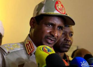 انقلاب السودان .. تحالف البرهان وحميدتي ودعم إقليمي مُتَسَتِّر! انقلاب السودان .. تحالف البرهان وحميدتي ودعم إقليمي مُتَسَتِّر!