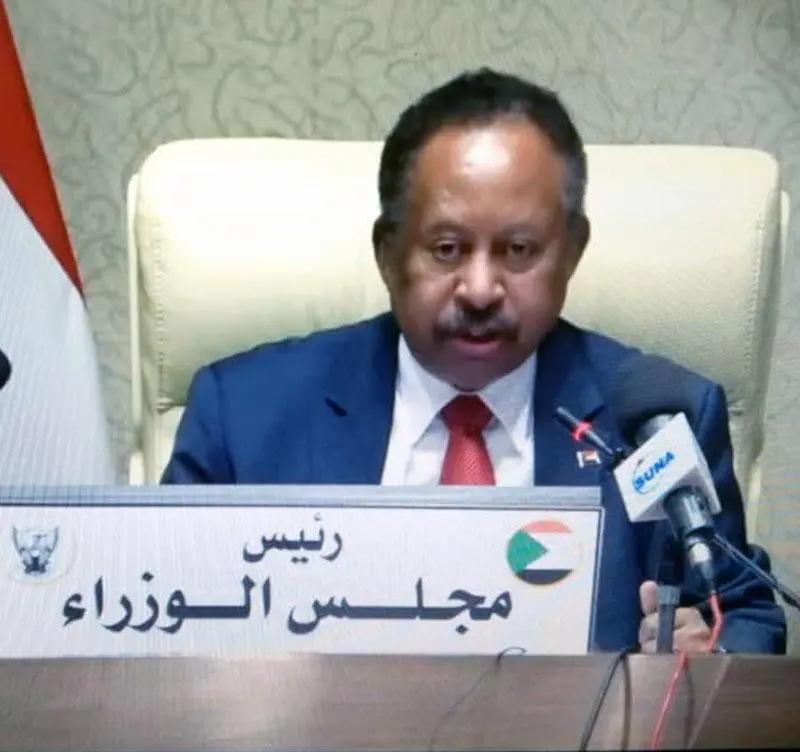 ممثل الأمم المتحدة الخاص للسودان يقول إنه ناقش خيارات الوساطة مع حمدوك