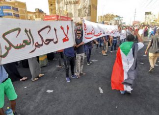 مليونية 13 نوفمبر .. هل ترجح كفة المدنيين؟