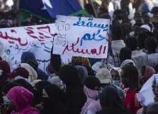 مقال بواشنطن بوست: شعب السودان تذوق طعم الديمقراطية مقال بواشنطن بوست: شعب السودان تذوق طعم الديمقراطية وحرية التعبير.. ويريد المزيد