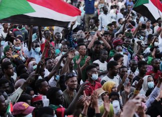 السودان..تحالف”كبير” يخطّط إلى إسقاط الوثيقة والنظام السودان..تحالف”كبير” يخطّط إلى إسقاط الوثيقة والنظام