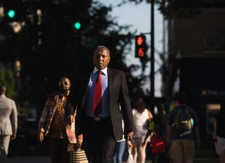 البنتاغون لا يستبعد تحشيد في البحر الاحمر البنتاغون لا يستبعد تحشيد في البحر الاحمر