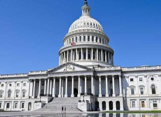 مشروع قرار في الكونغرس لفرض عقوبات على قادة الجيش السوداني مشروع قرار في الكونغرس لفرض عقوبات على قادة الجيش السوداني