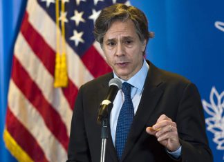 بلينكن: واشنطن والقاهرة لهما مصلحة في عودة الانتقال الديمقراطي بالسودان بلينكن: واشنطن والقاهرة لهما مصلحة في عودة الانتقال الديمقراطي بالسودان