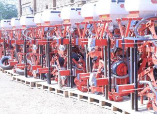 شركة مملوكة للبنك الزراعي تستورد آليات زراعية لإنجاح الموسم الشتوي شركة مملوكة للبنك الزراعي تستورد آليات زراعية لإنجاح الموسم الشتوي