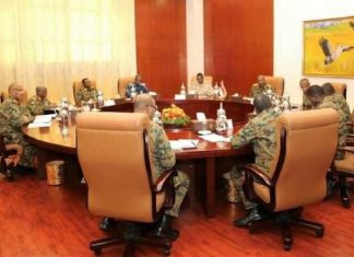 العسكريون يستعينون بمسؤولين من عهد البشير حكام السودان العسكريون يستعينون بمسؤولين من عهد البشير لإحكام قبضتهم