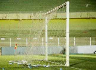 استقالة مدرب شهير بسبب ملف التسجيلات استقالة مدرب شهير بسبب ملف التسجيلات