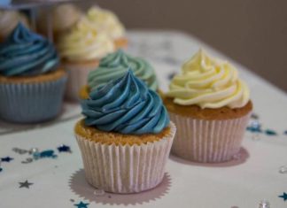 بعض مكونات مواد تزيين الكعك قد تكون سامة بعض مكونات مواد تزيين الكعك قد تكون سامة