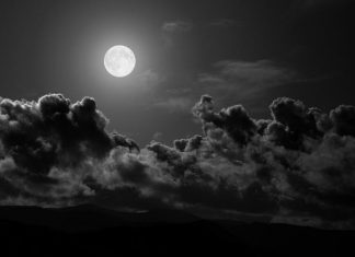 خبيرعلم فلك: شمال الكرة الأرضية شهد اليوم الجمعة أطول خسوف جزئي عام للقمر في القرن خبيرعلم فلك: شمال الكرة الأرضية شهد اليوم الجمعة أطول خسوف جزئي عام للقمر في القرن