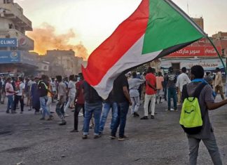 بوادر انفراجة في الأزمة السودانية ترجّح عودة حمدوك للحكومة بوادر انفراجة في الأزمة السودانية ترجّح عودة حمدوك للحكومة