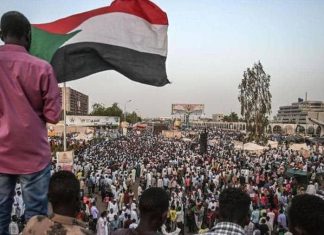 انطلاق تظاهرات وسط الخرطوم رفضاً للشراكة السياسية مع العسكريين انطلاق تظاهرات وسط الخرطوم رفضاً للشراكة السياسية مع العسكريين