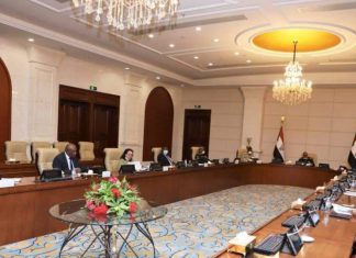 مجلس السيادة يوجه بفرض السيطرة على الأوضاع في بعض مناطق ولايات دارفور و كردفان مجلس السيادة يوجه بفرض السيطرة على الأوضاع في بعض مناطق ولايات دارفور و كردفان