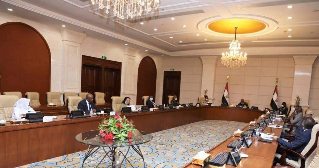 مجلس السيادة يوجه بفرض السيطرة على الأوضاع في بعض مناطق ولايات دارفور و كردفان مجلس السيادة يوجه بفرض السيطرة على الأوضاع في بعض مناطق ولايات دارفور و كردفان