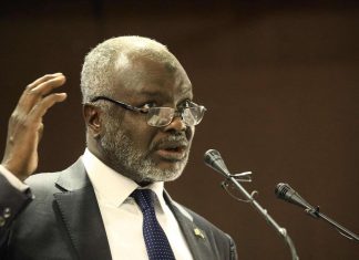 وزير: الانقلاب أوقف تمويلا دوليا بقيمة 650 مليون دولار عن السودان وزير: الانقلاب أوقف تمويلا دوليا بقيمة 650 مليون دولار عن السودان