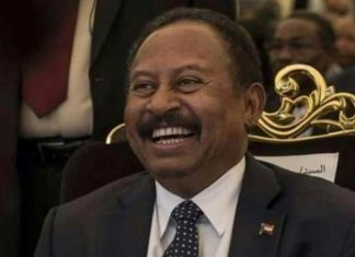 عضو بالتغيير: حمدوك حالياً مجرد موظف من قبل مجلس السيادة عضو بالتغيير: حمدوك حالياً مجرد موظف من قبل مجلس السيادة