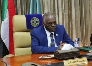 وزير سوداني: قطر تقدم لنا العون بلا من أو أذى وزير سوداني: قطر تقدم لنا العون بلا من أو أذى