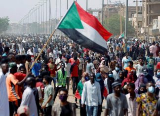 الحكومة تستبق مواكب 19 ديسمبر وتعلن الأحد المقبل عطلة رسمية الحكومة تستبق مواكب 19 ديسمبر وتعلن الأحد المقبل عطلة رسمية