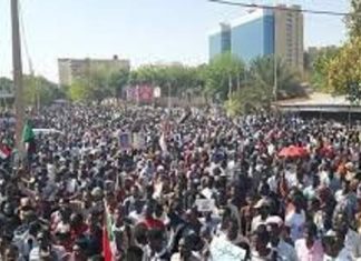 ندوات جماهيرية ومواكب دعائية تدعو لاستعادة الحكم المدني ندوات جماهيرية ومواكب دعائية تدعو لاستعادة الحكم المدني