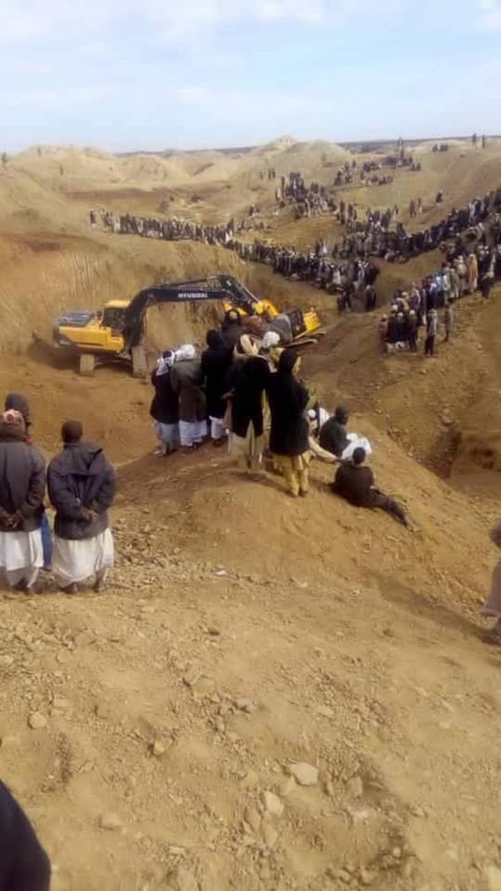 مقتل العشرات في انهيار منجم ذهب غرب كردفان مقتل العشرات في انهيار منجم ذهب غرب كردفان