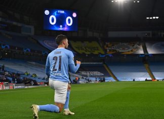 توريس ينتقل رسمياً إلى برشلونة توريس ينتقل رسمياً إلى برشلونة