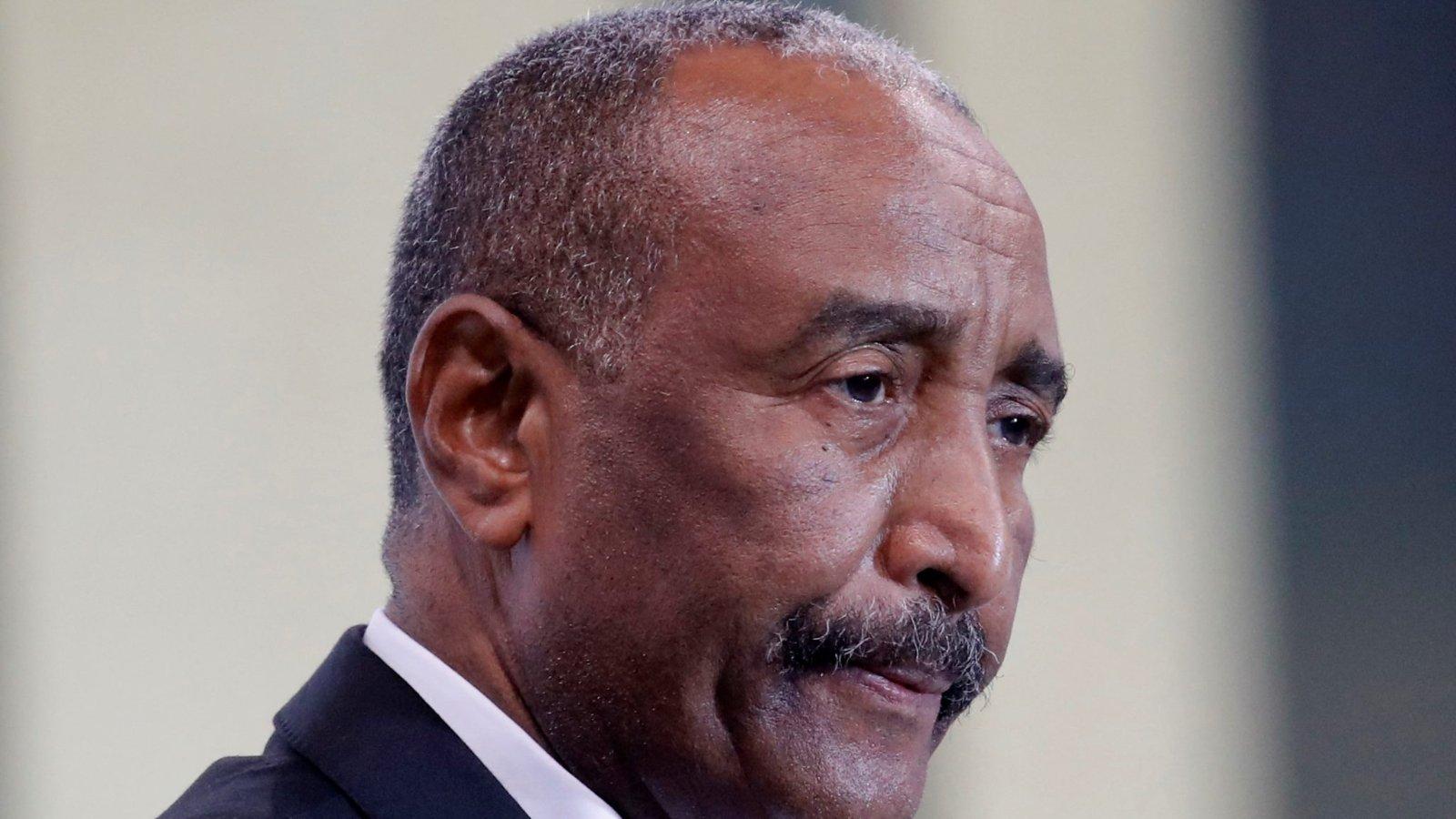 البرهان يحرّك المخابرات للسيطرة على الوضع في السودان البرهان يحرّك المخابرات للسيطرة على الوضع في السودان