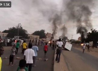 لجنة المعلمين السودانيين: سلطات الانقلاب تواصل هجماتها ضد الثوار لجنة المعلمين السودانيين: سلطات الانقلاب تواصل هجماتها ضد الثوار