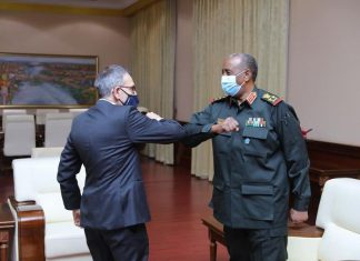 ما مدى نجاح مبادرة “فولكر” في حل الأزمة السياسية؟ ما مدى نجاح مبادرة "فولكر" في حل الأزمة السياسية؟