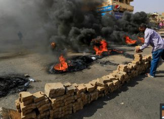 إستجابة جزئية للعصيان المدني في السودان إستجابة جزئية للعصيان المدني في السودان