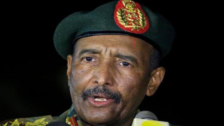 البرهان يدعو السودانيين إلى “تحكيم صوت العقل” ولجان المقاومة تعلن التصعيد البرهان يدعو السودانيين إلى “تحكيم صوت العقل” ولجان المقاومة تعلن التصعيد
