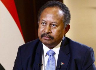 محللون: استقالة حمدوك تهدد بالعودة لنهج نظام البشير “القمعي” محللون: استقالة حمدوك تهدد بالعودة لنهج نظام البشير “القمعي”