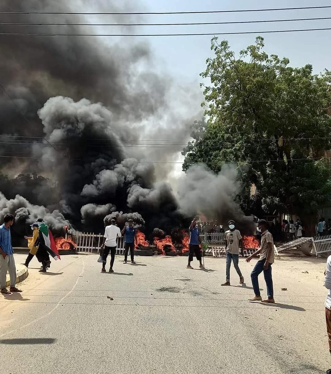 واشنطن تتمسك بـ«الوثيقة الدستورية» لحلّ أزمة السودان واشنطن تتمسك بـ«الوثيقة الدستورية» لحلّ أزمة السودان