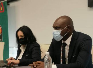 وفد كاف الرسمي يجتمع ببعثة المنتخب الوطني بالكاميرون وفد كاف الرسمي يجتمع ببعثة المنتخب الوطني بالكاميرون