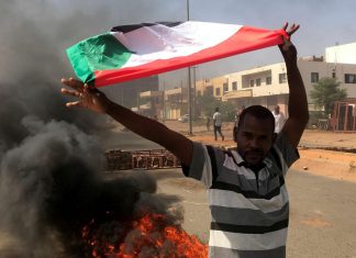 سيناريو الفوضى على أبواب السودان… هل وصلت الأوضاع إلى نقطة “اللاعودة”؟ سيناريو الفوضى على أبواب السودان... هل وصلت الأوضاع إلى نقطة "اللاعودة"؟