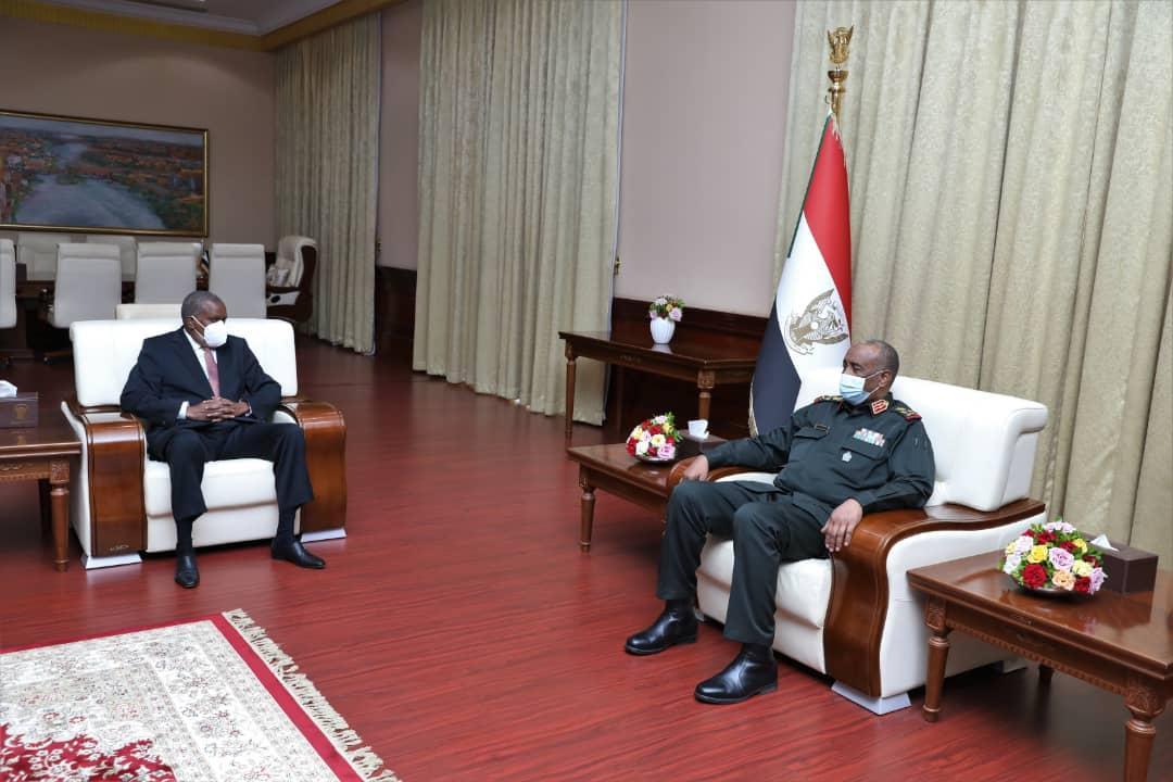 رئيس مجلس السيادة يشيد بعمق ومتانة العلاقات السودانية الكينية رئيس مجلس السيادة يشيد بعمق ومتانة العلاقات السودانية الكينية