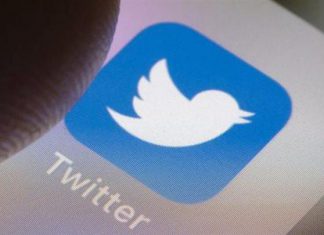 عودة “تويتر” للعمل بعد توقف مفاجئ عودة "تويتر" للعمل بعد توقف مفاجئ